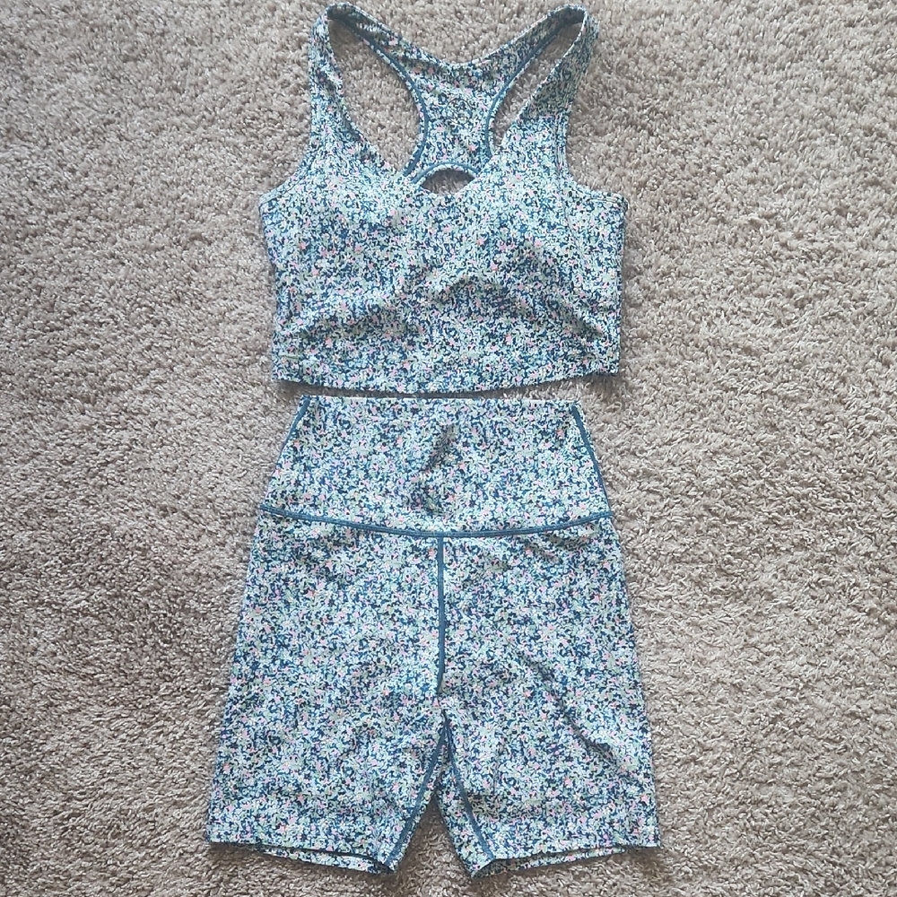 Sage Collective Blue Static Ditsy Sports Bra and Shorts Set